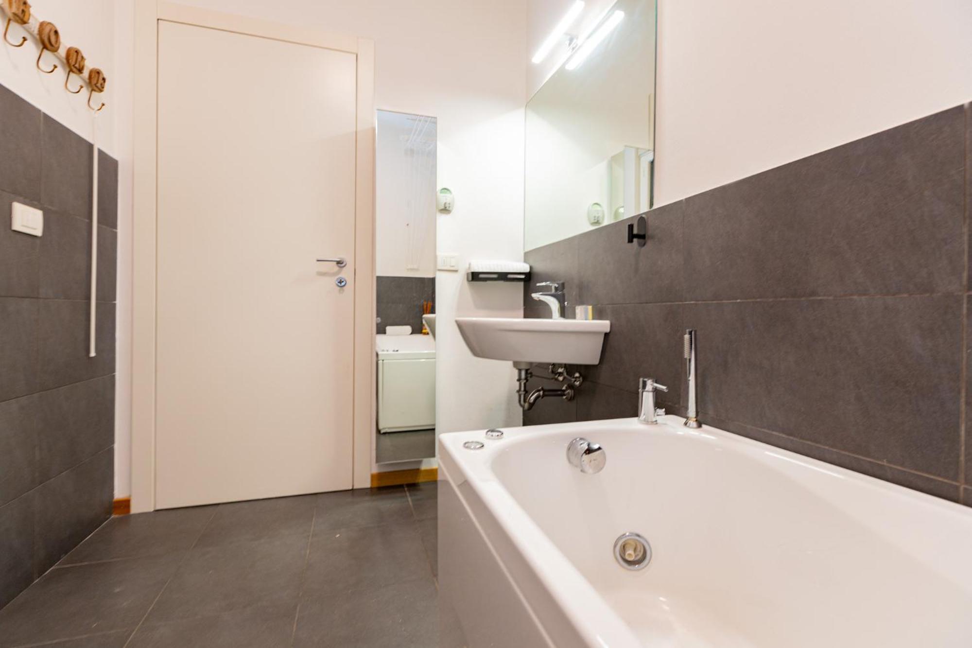 Premuda20 Milan Elegant Apartment Bagian luar foto