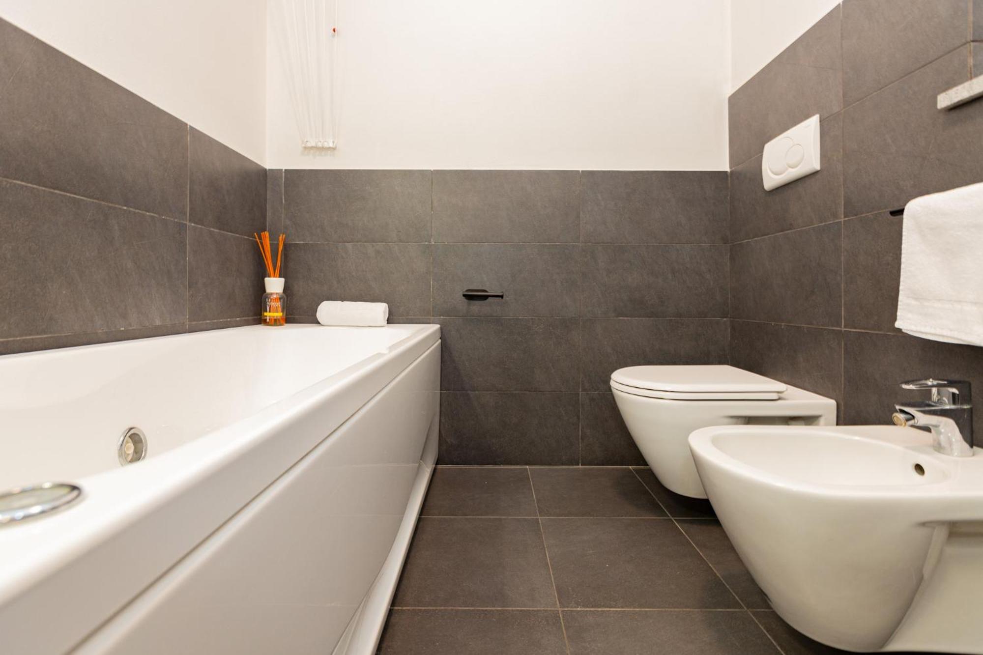Premuda20 Milan Elegant Apartment Bagian luar foto