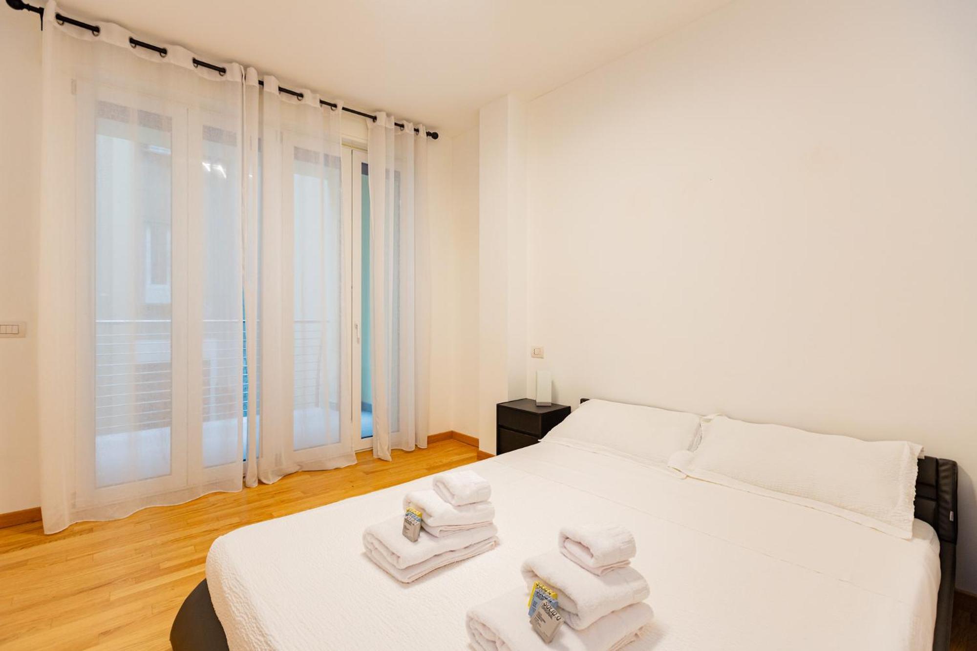 Premuda20 Milan Elegant Apartment Bagian luar foto